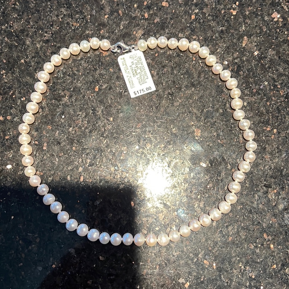 Cultured pearl/opaque cult pearl strands 18inc